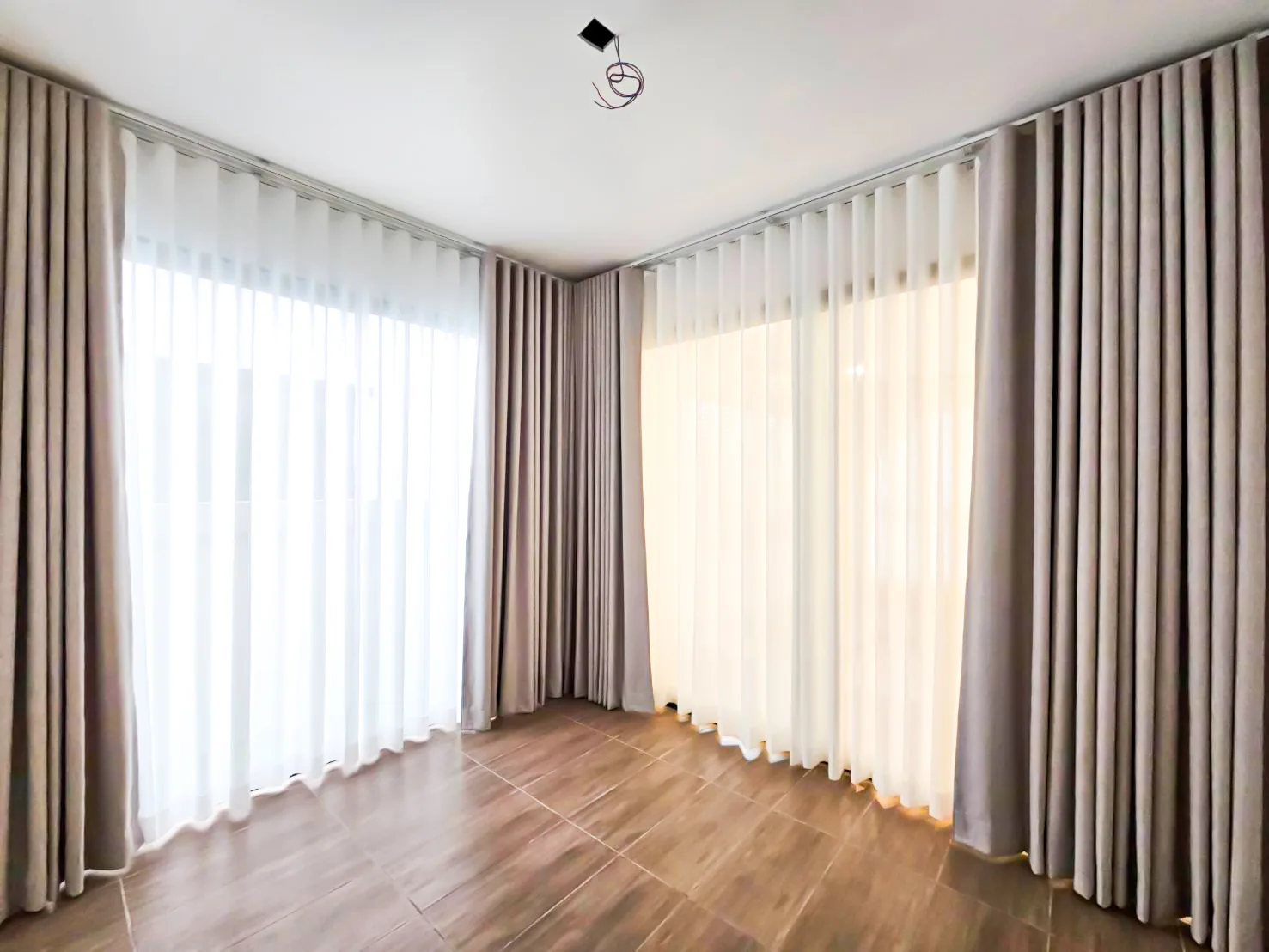 Double layer tape curtain (12)