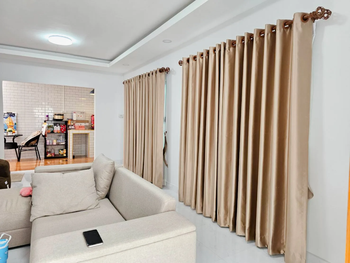 Eyelet curtain with show rail (7)