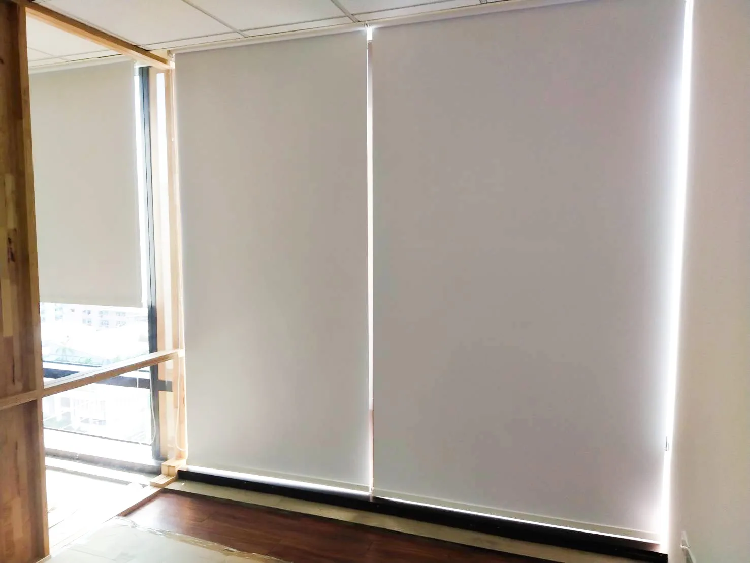 Roller blinds (9)