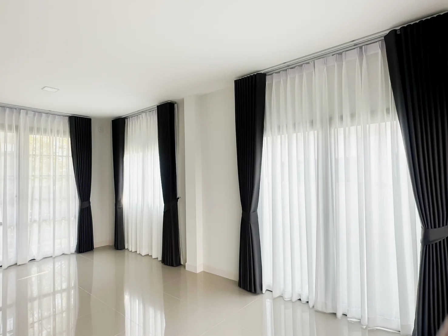 Tape-curtain and pleated sheer curtains (5)